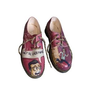 Gobi-they're everywhere. Comic art oxford shoes